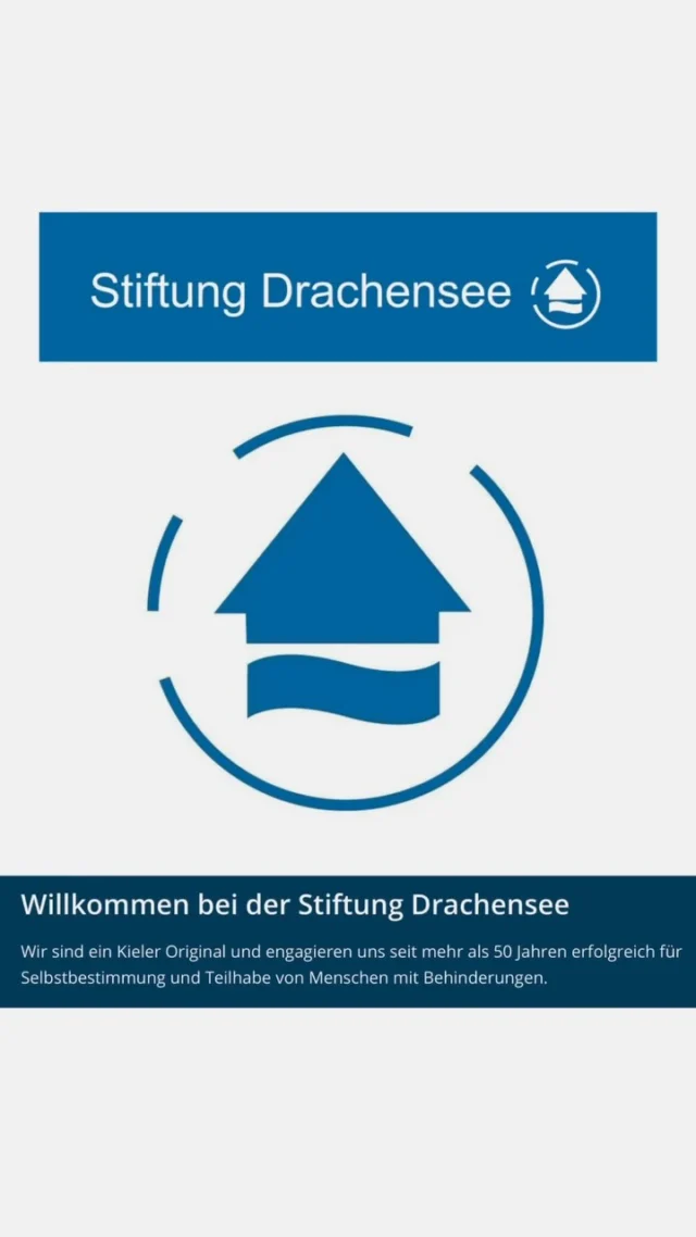 ✨ Büddelsack x Stiftung Drachensee ✨
@drachensee 
Wir haben großartige Neuigkeiten: Unsere Geschenkbeutel werden ab sofort in der Stiftung Drachensee genäht! 🎉 
Wir freuen uns riesig, dass wir ab sofort in Kiel produzieren! Damit fördern wir nicht nur regionales Produzieren, sondern auch inklusive Arbeitsplätze und soziale Teilhabe. 💚🧶🪡
In der Werkstatt für Menschen mit Behinderung wird gerade schon fleißig an unserer Frühlings- & Sommerkollektion gearbeitet. 🌸☀️ Wir freuen uns riesig über diese Zusammenarbeit und darauf, euch bald die neuen Designs zu zeigen!
Bleibt gespannt – die ersten Einblicke folgen schon bald! 👀✨
#NachhaltigSchenken #Inklusion #FairProduziert #Büddelsack #Frühlingskollektion #Sommer2025 #Büddelsack #Geschenkbeutel #NachhaltigSchenken #Geschenkverpackung #ZeroWaste #NachhaltigVerpacken #Umweltfreundlich #Wiederverwendbar #Weihnachten2025 #Geschenkideen #Plastikfrei #GeschenkeLiebevollVerpackt #GreenChristmas #EcoFriendlyGifts #geschenkideen2025 #Nachhaltigkeit #SchenkenMitStil #kiel